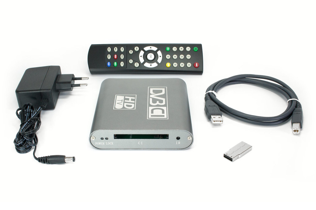 CD with windows software DVBSky S960 V2 USB Box with 1x DVB-S2 Tuner UK power plug 